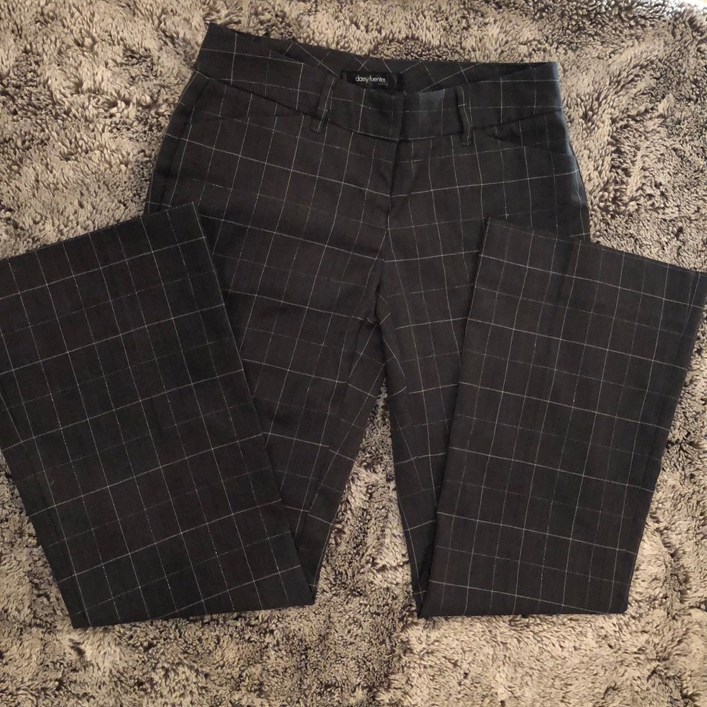 Daisy Fuentes Petites Metallic Thread Trouser